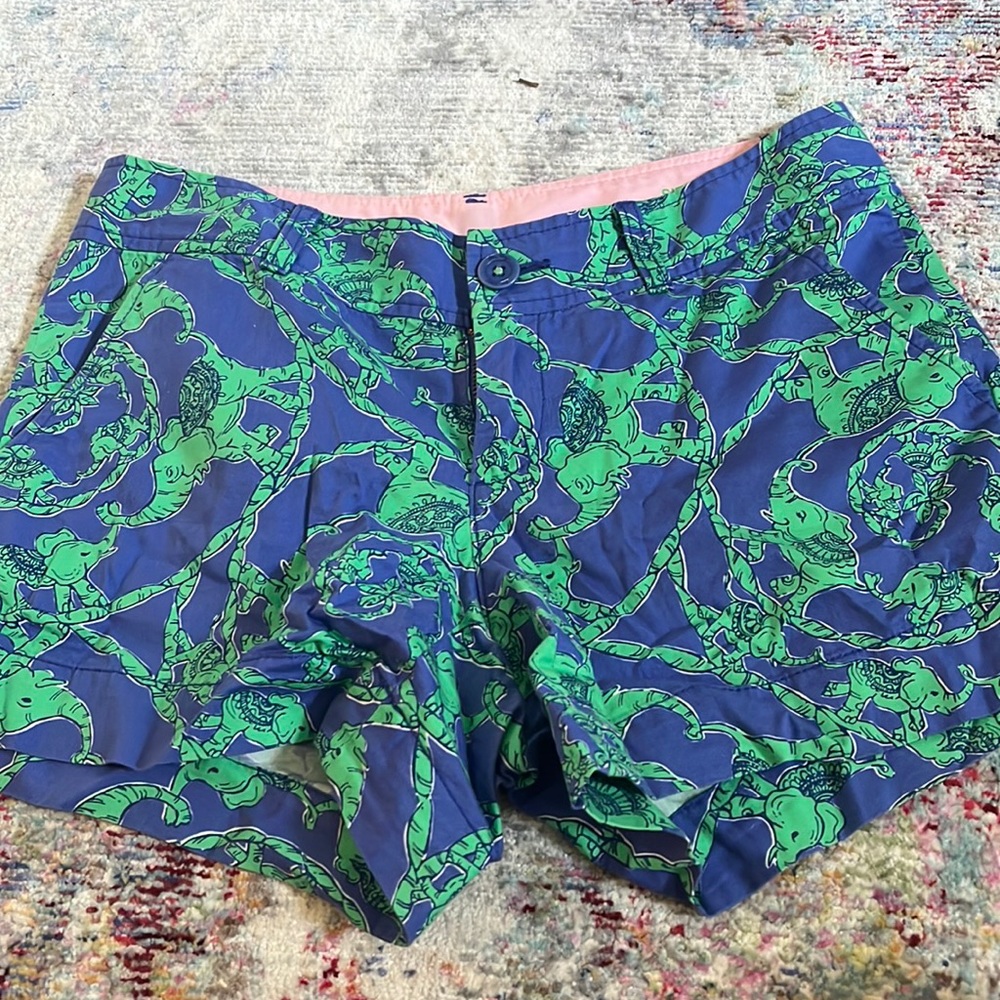 Lilly elephant print shorts
